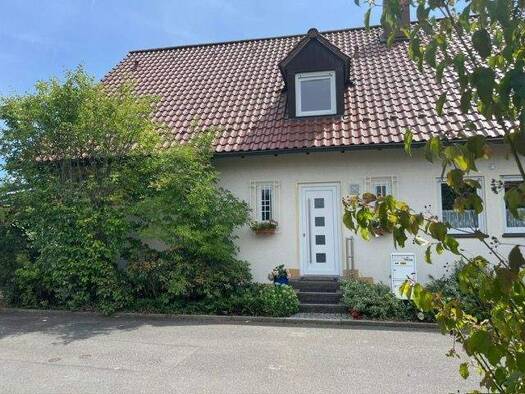 Einfamilienhaus zum Kauf 825.000 € 8 Zimmer 203 m² 600 m² Grundstück Bertelsdorf Stein 90547