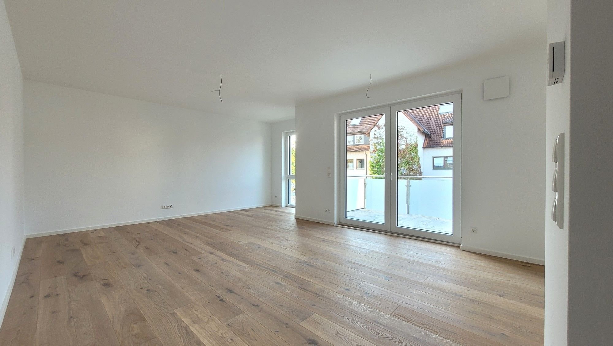 Apartment zur Miete 1.100 € 2 Zimmer 64 m²<br/>Wohnfläche 1.<br/>Geschoss 01.11.2024<br/>Verfügbarkeit Möhrendorfer Straße 28 Heiligenloh Erlangen 91056