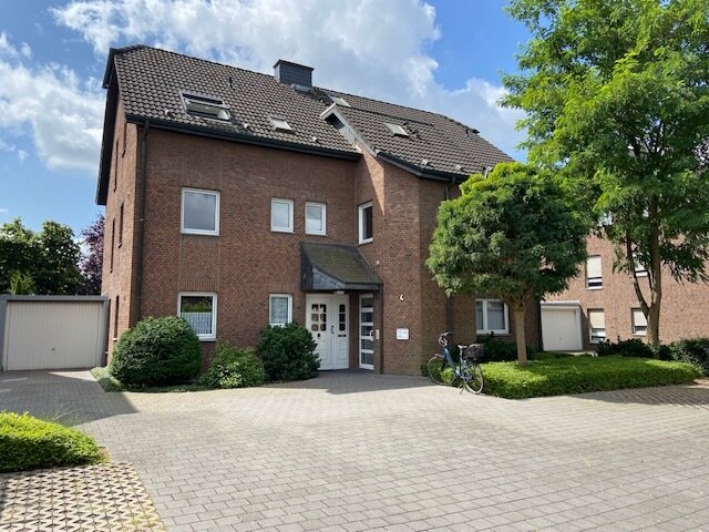 Wohnung zum Kauf 310.000 € 3 Zimmer 111 m²<br/>Wohnfläche 1.<br/>Geschoss ab sofort<br/>Verfügbarkeit Schlehenstr. 4 Utfort Moers 47445