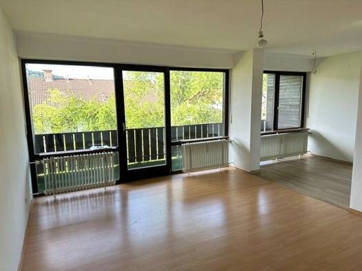 Wohnung zur Miete 690 € 3 Zimmer 72,2 m² 2 Geschosse frei ab sofort Waging am See Waging a. See 83329