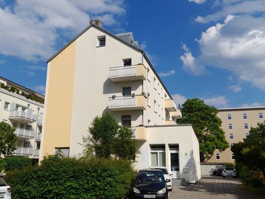 Wohnung zur Miete 380 € 1 Zimmer 32 m² Geschoss 3/4 frei ab sofort Stadtjägerstraße 15 Innenstadt Augsburg 86152