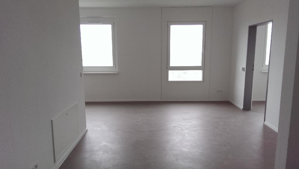 Wohnung zur Miete 453,23 € 2 Zimmer 57,6 m²<br/>Wohnfläche 10.<br/>Geschoss Offenburger Str. 15 Grünau - Mitte Leipzig 04209