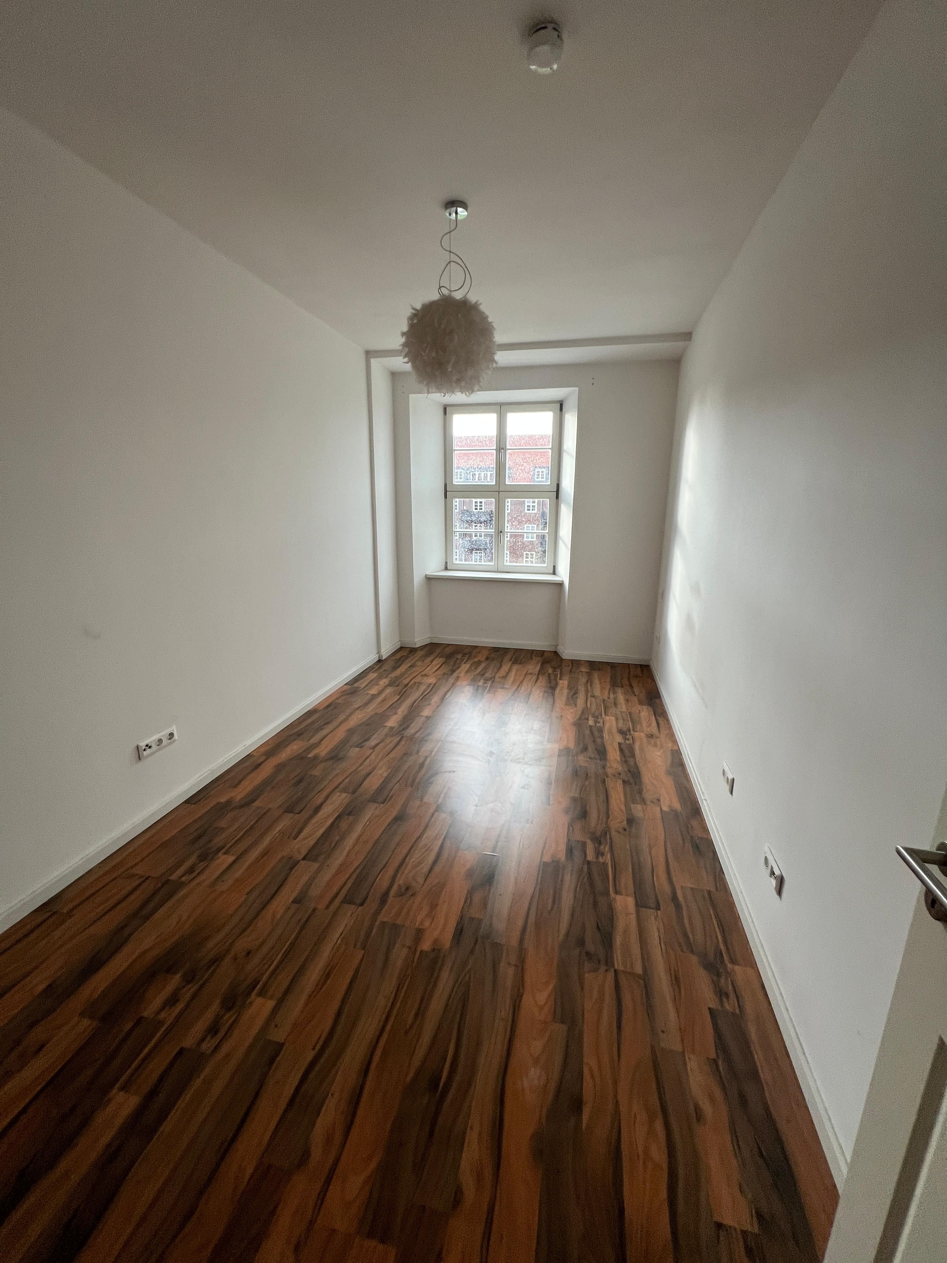 Wohnung zur Miete 800 € 3 Zimmer 83,6 m²<br/>Wohnfläche 1.<br/>Geschoss ab sofort<br/>Verfügbarkeit Schumacherhof 2b Wasserturm Oldenburg 26123