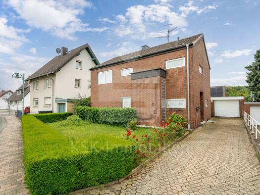 Einfamilienhaus zum Kauf 399.000 € 5 Zimmer 120 m² 502 m² Grundstück frei ab 01.10.2026 Rheidt Niederkassel 53859