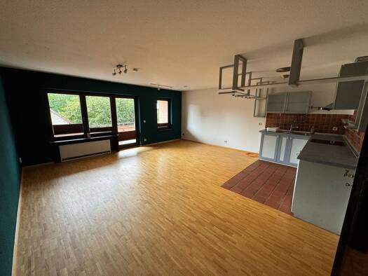 Wohnung zur Miete 750 € 2,5 Zimmer 66 m² Geschoss 2/3 frei ab sofort Holzgerlingen 71088