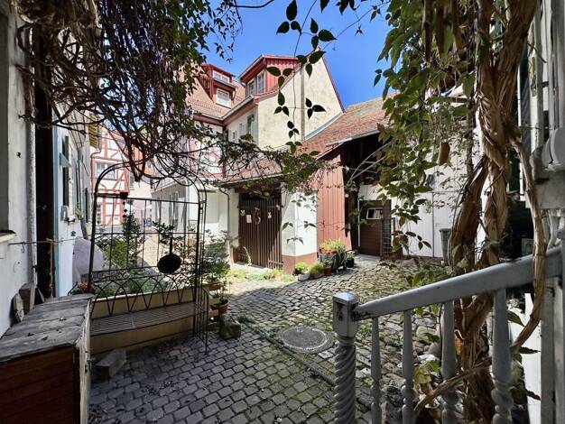 Einfamilienhaus zum Kauf provisionsfrei 329.500 € 7 Zimmer 167 m² 118 m² Grundstück Heppenheim Heppenheim 64646