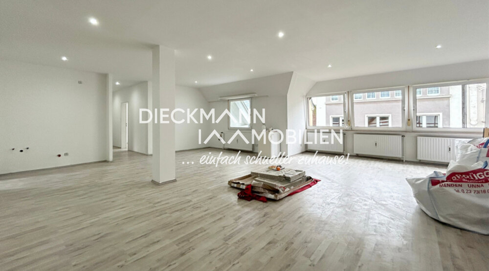 Wohnung zur Miete 950 € 4 Zimmer 134 m²<br/>Wohnfläche 2.<br/>Geschoss Menden - Mitte Menden 58706