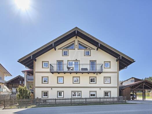 Mehrfamilienhaus zum Kauf 1.380.000 € 10,5 Zimmer 338 m² 376 m² Grundstück Prutdorf Prien am Chiemsee 83209