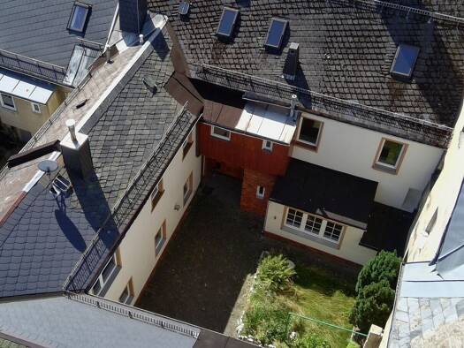 Stadthaus zum Kauf 195.000 € 14 Zimmer 235 m² 392 m² Grundstück Weißenstadt 95163