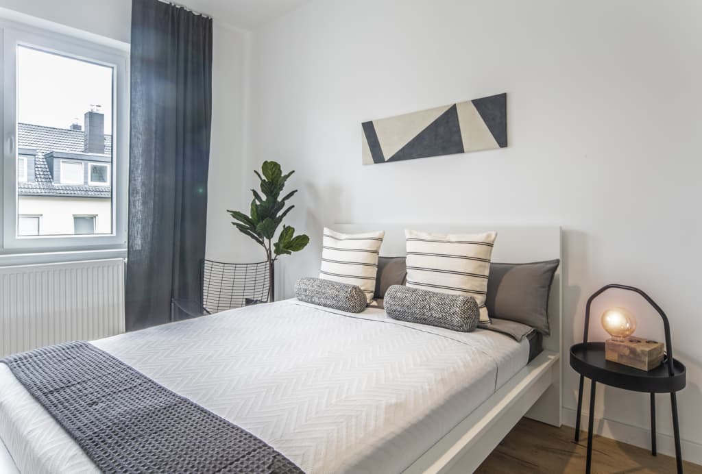 Wohnung zur Miete Wohnen auf Zeit 1.300 € 1 Zimmer 40 m²<br/>Wohnfläche 01.03.2025<br/>Verfügbarkeit Sonnenstraße Oberbilk Düsseldorf 40227