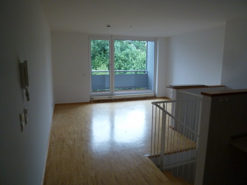 Maisonette zur Miete 1.505 € 3,5 Zimmer 86 m²<br/>Wohnfläche 1.<br/>Geschoss 16.02.2025<br/>Verfügbarkeit Georgenschwaigstr. 10 Am Riesenfeld München 80807