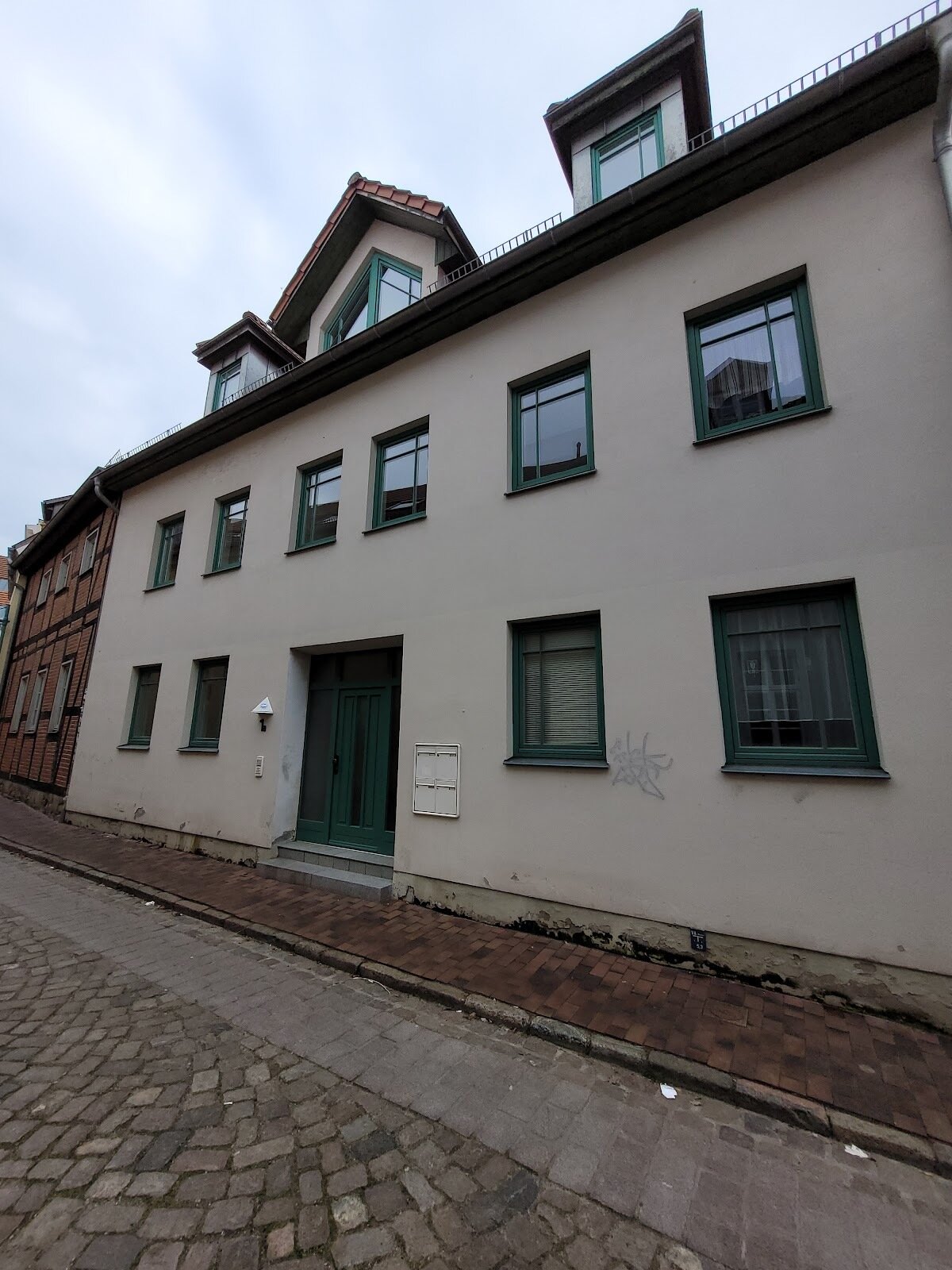 Terrassenwohnung zur Miete 379 € 2 Zimmer 58,2 m²<br/>Wohnfläche 01.02.2025<br/>Verfügbarkeit Kerstingstr. 1a Altstadt Güstrow 18273