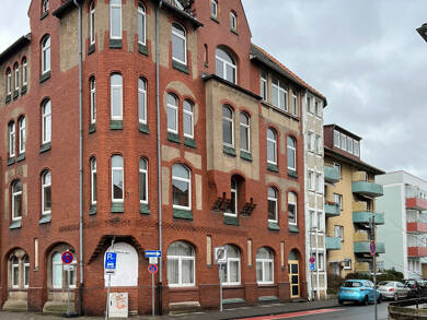 Mehrfamilienhaus zum Kauf 395.000 € 20 Zimmer 492 m² 288 m² Grundstück Scharnhorstraße 10 Innenstadt Hameln 31785