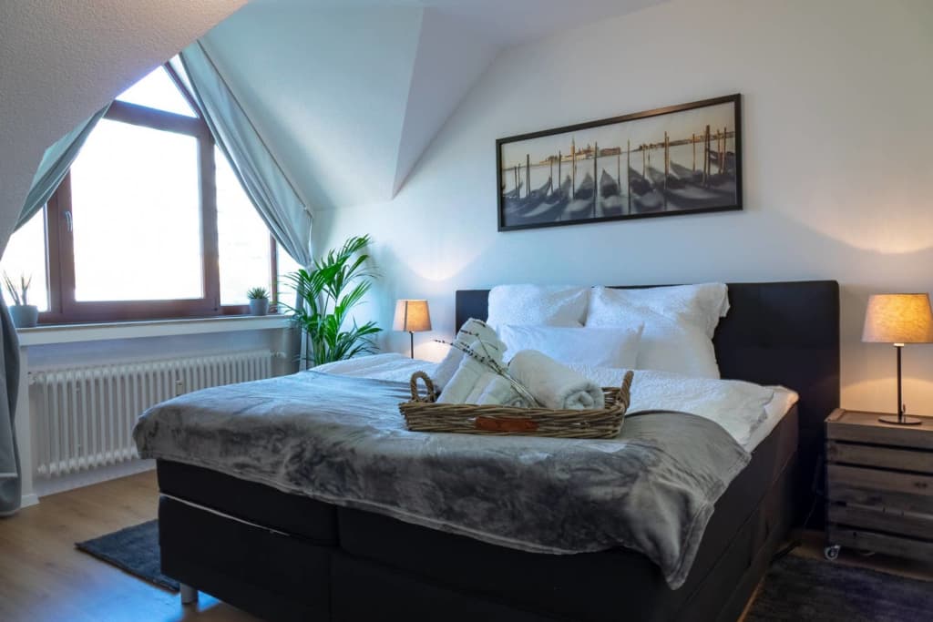 Wohnung zur Miete Wohnen auf Zeit 1.873 € 3 Zimmer 60 m²<br/>Wohnfläche ab sofort<br/>Verfügbarkeit Im Ostersiepen Grifflenberg Wuppertal 42119