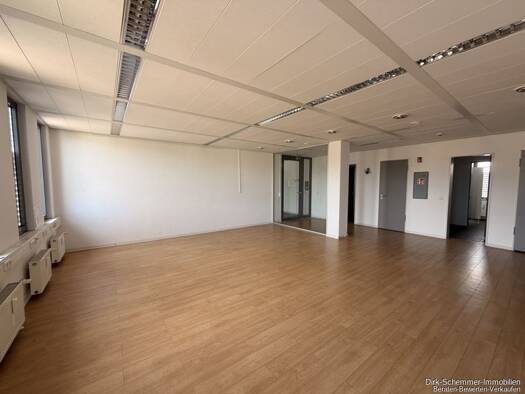 Bürogebäude zur Miete 290 m² Bürofläche Haslach Südwest 79115