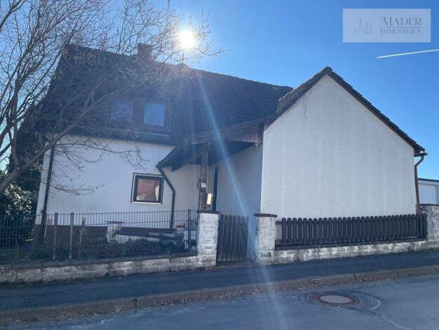 Einfamilienhaus zum Kauf 135.000 € 5 Zimmer 124 m² 968 m² Grundstück Mannsflur Marktleugast / Mannsflur 95352
