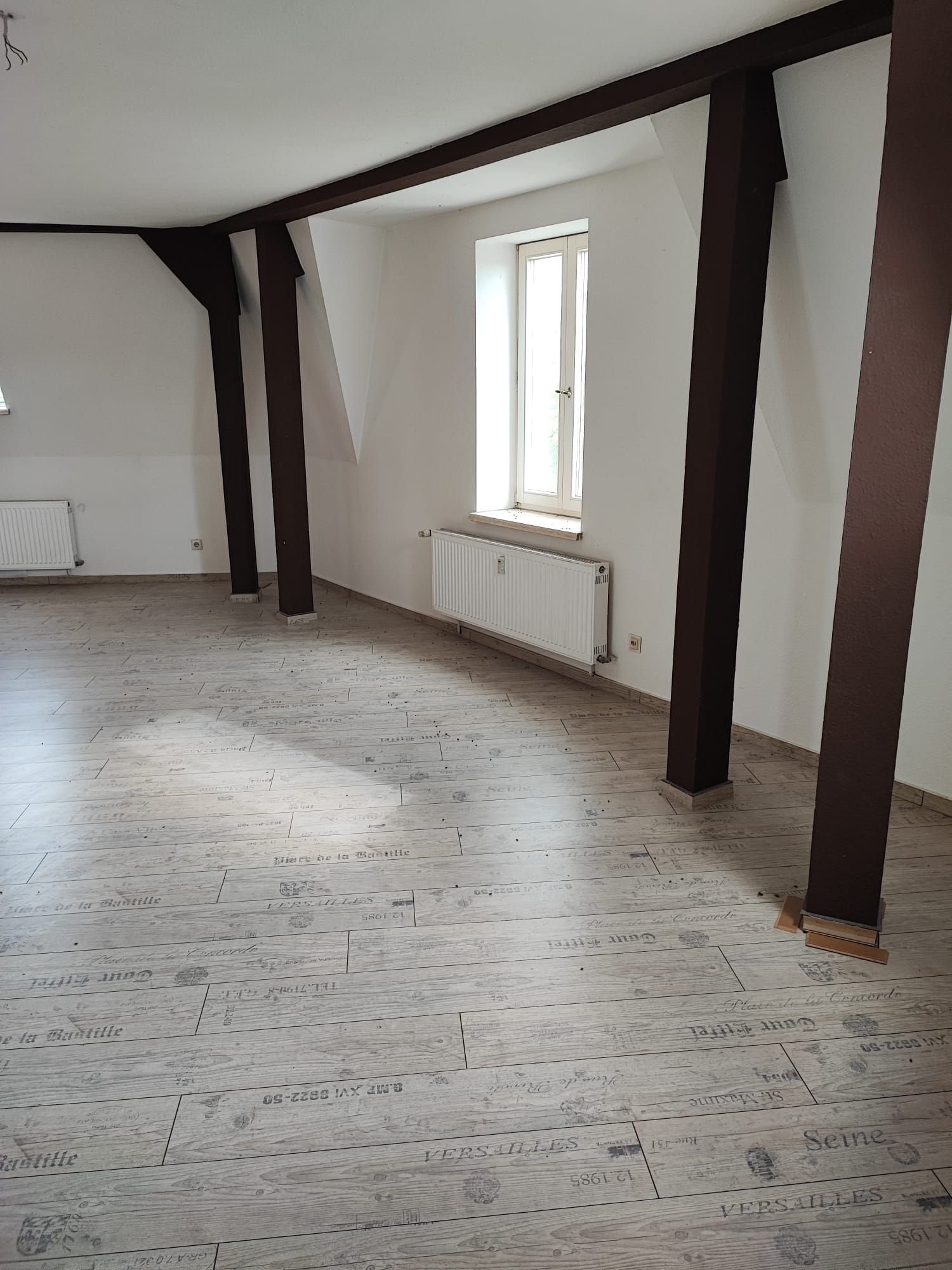 Wohnung zur Miete 945 € 5 Zimmer 189 m²<br/>Wohnfläche 4.<br/>Geschoss ab sofort<br/>Verfügbarkeit Wasservorstadt 8 Zeitz Zeitz 06712