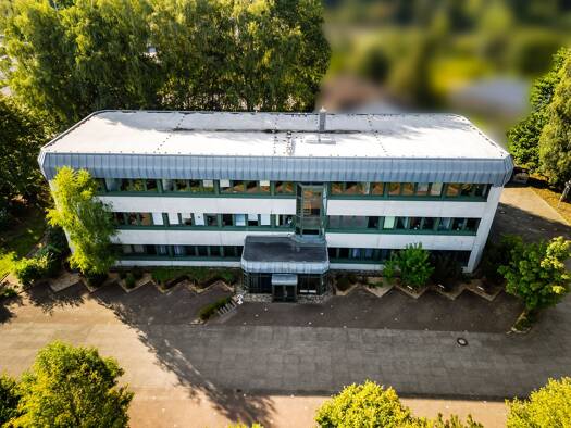 Bürogebäude zum Kauf 2.100.000 € 1.060 m² Bürofläche Langenselbold 63505