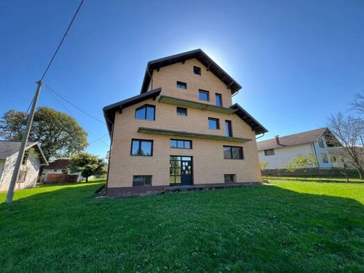 Einfamilienhaus zum Kauf 295.000 € 18 Zimmer 750 m² Ludbreg 42230