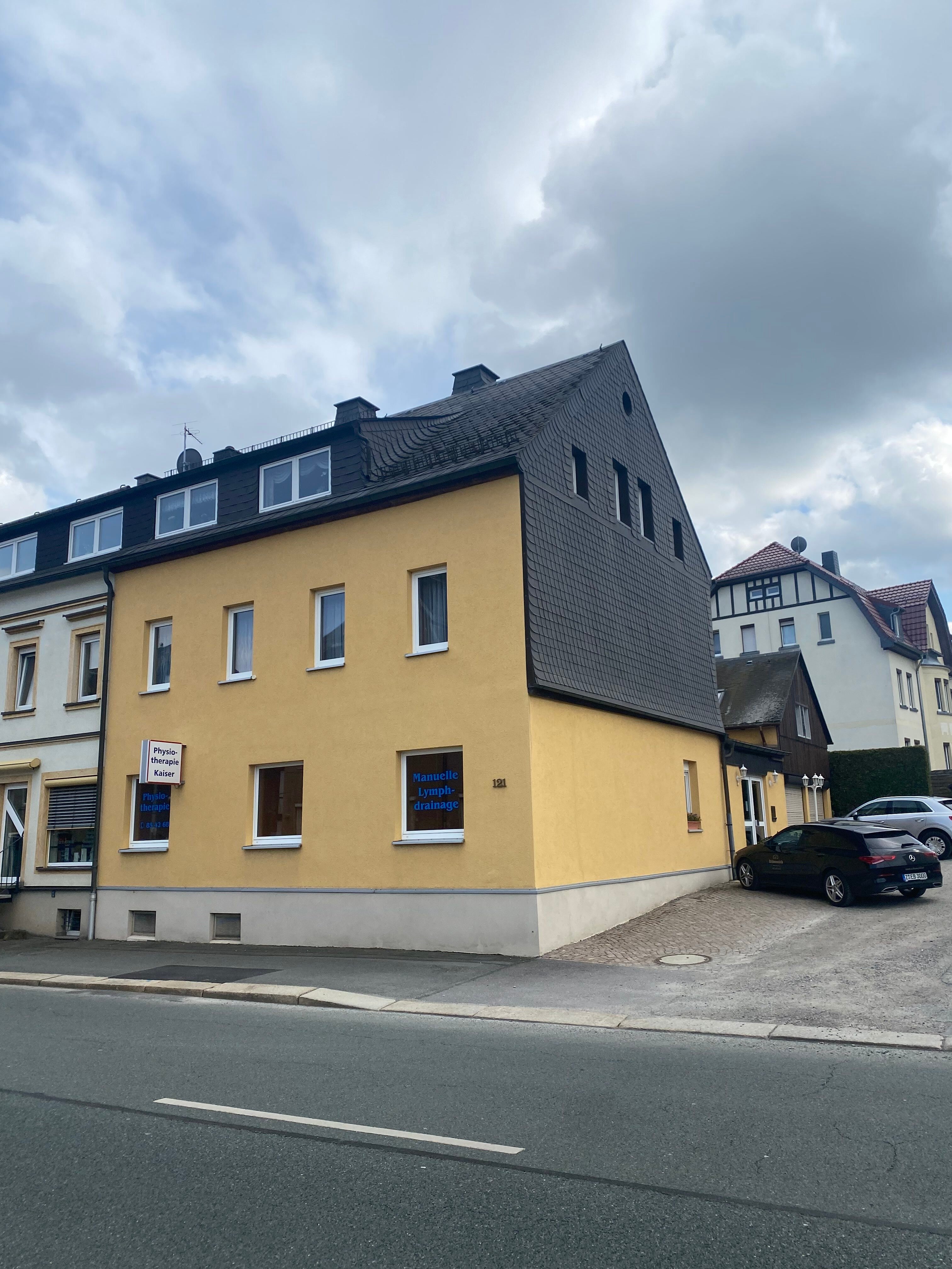 Reihenendhaus zum Kauf 160.000 € 12 Zimmer 300 m²<br/>Wohnfläche 360 m²<br/>Grundstück Grüna 951 Chemnitz 09224