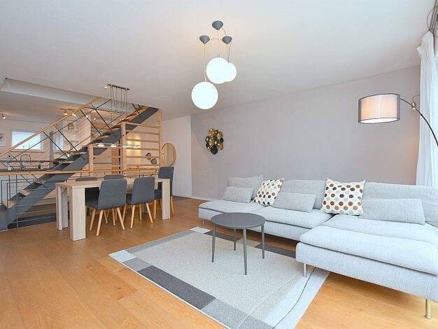 Haus zur Miete Wohnen auf Zeit 2.950 € 5 Zimmer 140 m² frei ab sofort Neuhausen auf den Fildern 73765