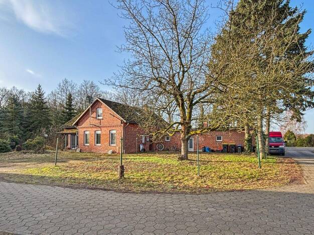 Einfamilienhaus zum Kauf 380.000 € 5 Zimmer 150 m² 3.014 m² Grundstück Wittorf 21357