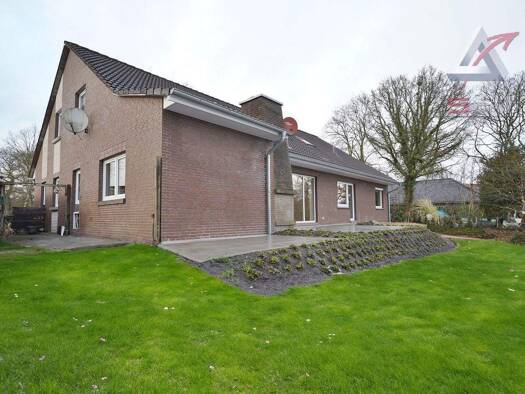 Wohnung zur Miete 900 € 5 Zimmer 173 m² Neufirrel 26670