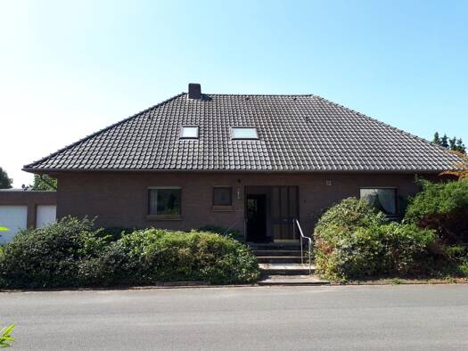 Haus zum Kauf 320.000 € 8 Zimmer 164 m² 711 m² Grundstück frei ab sofort Weidenweg Sulingen 27232