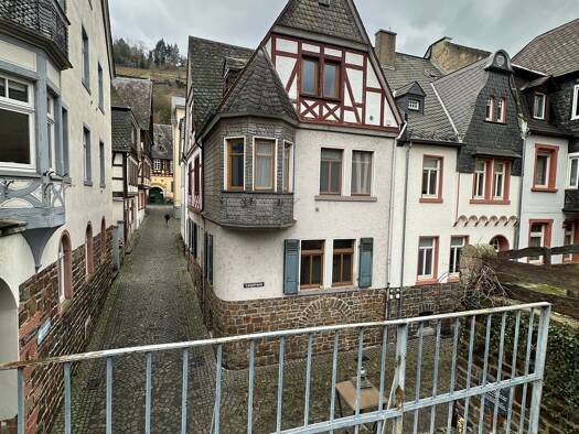 Haus zum Kauf provisionsfrei 155.000 € 8 Zimmer 163 m² 87 m² Grundstück Zollstraße 7 Bacharach 55422