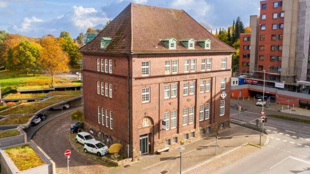 Bürofläche zur Miete provisionsfrei 12,50 € 7 Zimmer 220 m² Bürofläche Wellingdorf Kiel 24148