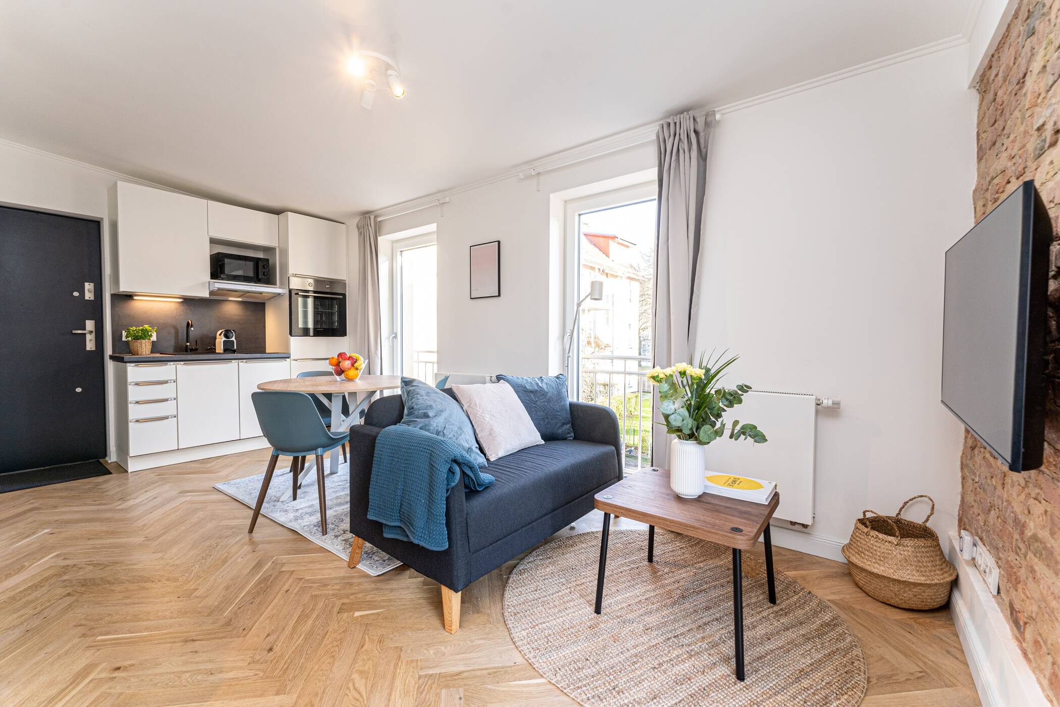 First occupancy: completely renovated studio apartment with garden in a new building in Berlin – Berlin – Vorschaubild 2