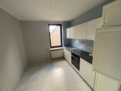 Wohnung zur Miete 290 € 2 Zimmer 52 m² 2. Geschoss frei ab 15.08.2025 Mendelssohnstraße 2 Oberplanitz 571 Zwickau 08064