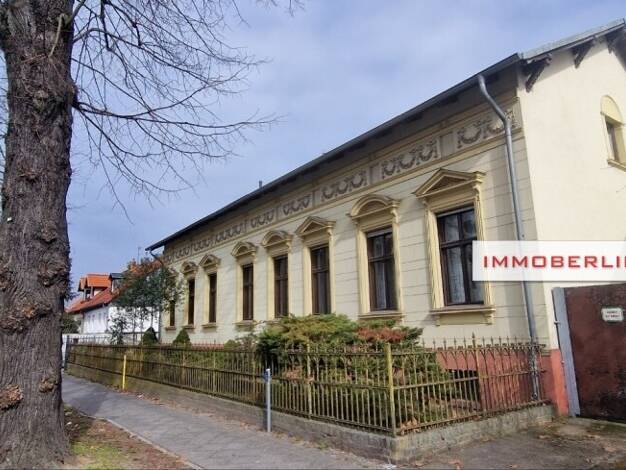 Mehrfamilienhaus zum Kauf als Kapitalanlage geeignet 635.000 € 280 m² 1.300 m² Grundstück Nauen 14641