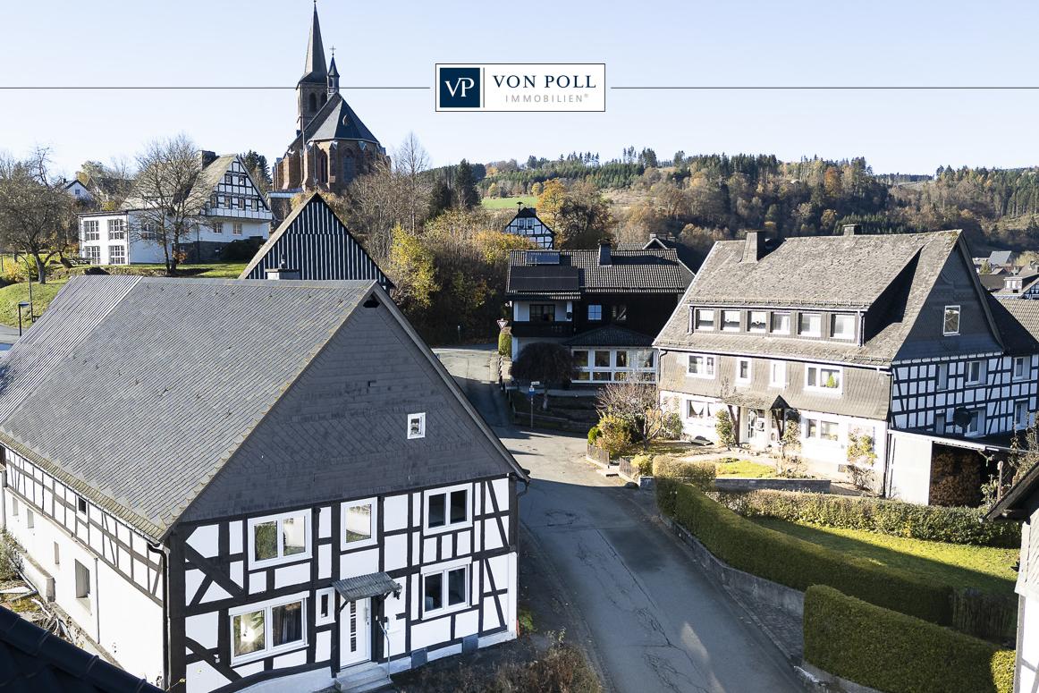 Einfamilienhaus zum Kauf 259.000 € 6 Zimmer 135,2 m²<br/>Wohnfläche 663 m²<br/>Grundstück Züschen Winterberg / Züschen 59955