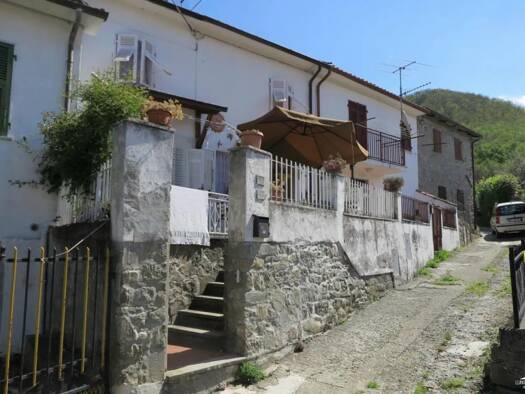 Reihenmittelhaus zum Kauf 72.000 € 7 Zimmer 80 m² Casola in Lunigiana 54014