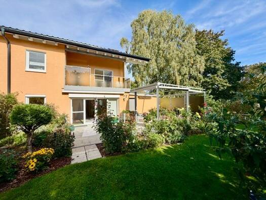Doppelhaushälfte zum Kauf 398.000 € 6 Zimmer 170 m² 698 m² Grundstück frei ab 30.06.2027 Freiberg Freiberg 09599