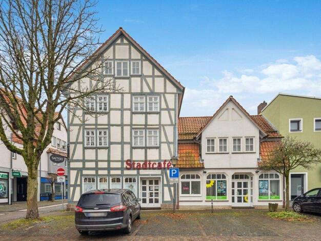 Haus zum Kauf provisionsfrei 278.000 € 9 Zimmer 178 m² 184 m² Grundstück Hessisch Lichtenau 37235