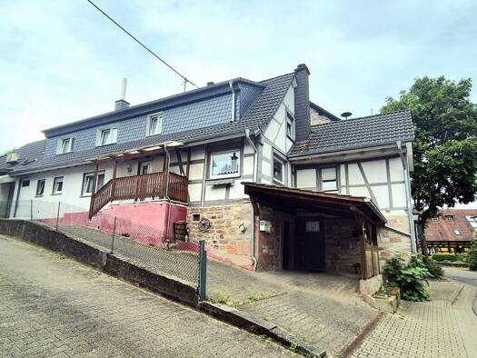 Einfamilienhaus zum Kauf 279.000 € 7 Zimmer 210 m² 568 m² Grundstück frei ab sofort Dorfstraße 90 Sulzbach Gaggenau 76571