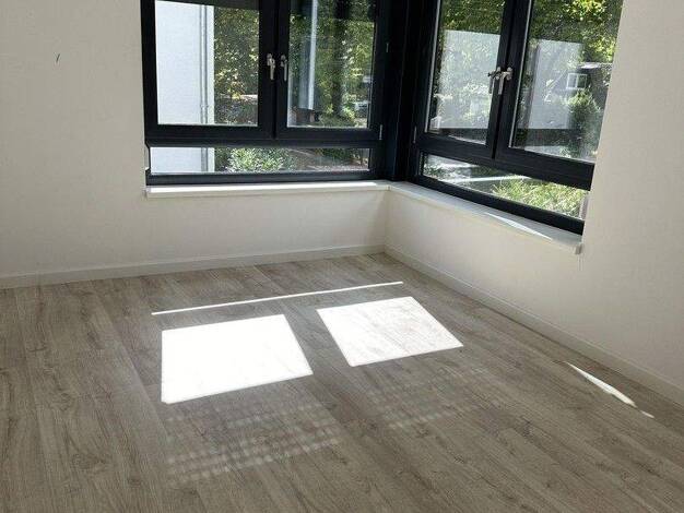 Doppelhaushälfte zur Miete 2.700 € 4,5 Zimmer 130,9 m² 270 m² Grundstück frei ab 01.11.2025 Wohldorf-Ohlstedt Hamburg 22397