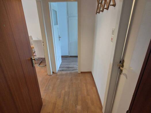 Wohnung zur Miete 900 € 2 Zimmer 52 m² Geschoss 1/4 frei ab sofort Böhmstraße 4 Degerloch Degerloch 70597
