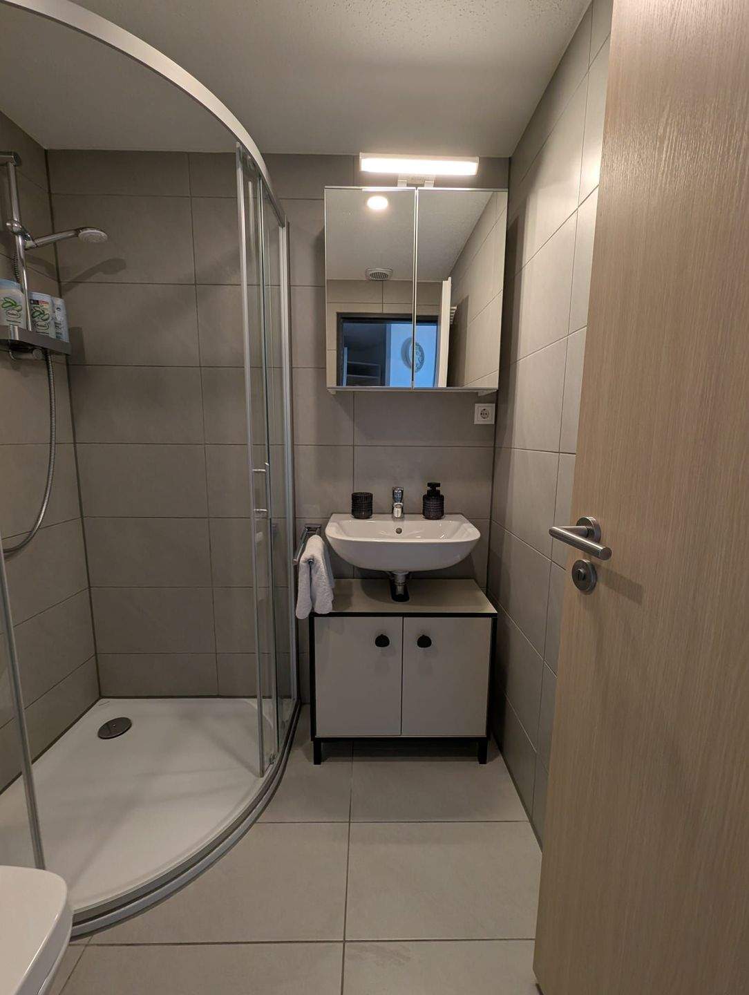 Immobilie in Osnabrück - Skyline Osnabrück: Modernes City-Apartment (Airbnb-ready) mit Traumblick! (+ Portfolio-Option) - Bild 4