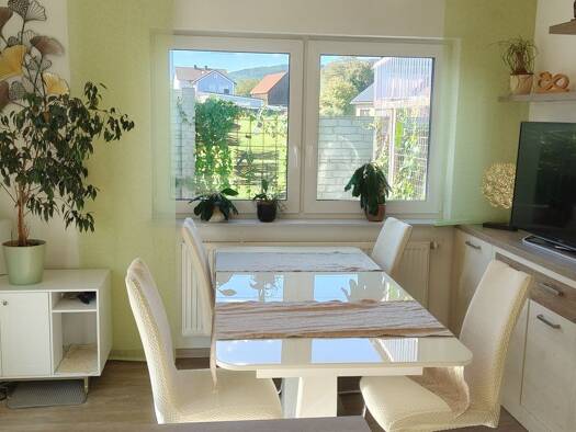 Bungalow zur Miete 1.050 € 3,5 Zimmer 85 m² frei ab sofort Trisching Schmidgaden 92546