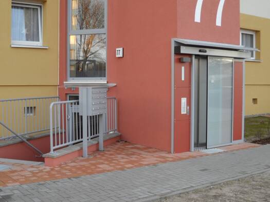 Wohnung zur Miete 267 € 1 Zimmer 37,1 m² 1. Geschoss Max-Herm-Straße 91 Hohenstücken Brandenburg an der Havel 14772