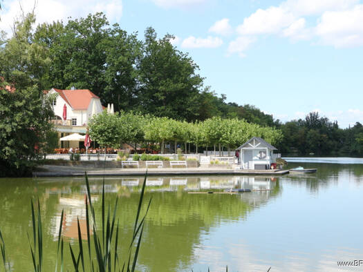 Gastronomie/Hotel zum Kauf 2.200.000 € 20.000 m² Grundstück Geltow Schwielowsee 14548