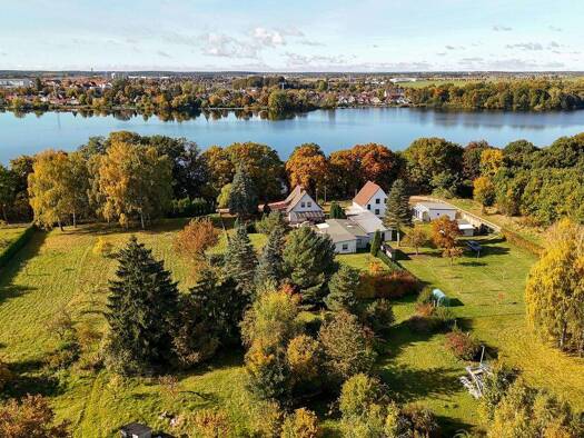 Einfamilienhaus zum Kauf 399.000 € 5 Zimmer 129 m² 2.002 m² Grundstück Waren Waren (Müritz) 17192