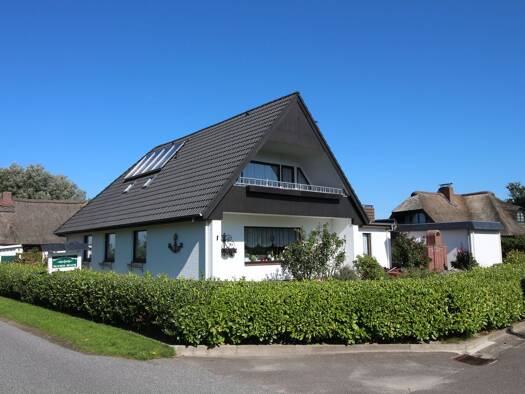 Ferienhaus zum Kauf provisionsfrei als Kapitalanlage geeignet 725.000 € 8 Zimmer 270 m² 817 m² Grundstück Friesenwinkel 1 Westerdeichstrich 25761