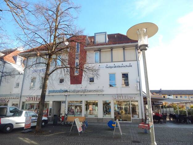 Bürogebäude zur Miete 2.412 € 9 Zimmer 407 m² Bürofläche Hauptstraße 13 Freilassing Freilassing 83395