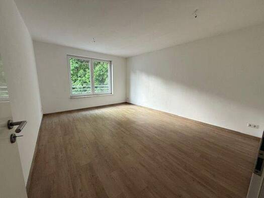 Wohnung zur Miete 990 € 3 Zimmer 71 m² 1. Geschoss frei ab sofort Karl-Liebknecht-Straße 44 Wenigenjena Jena 07749