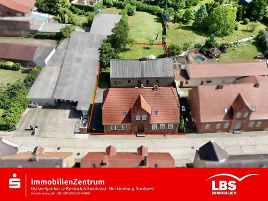 Einfamilienhaus zum Kauf 222.880 € 13 Zimmer 140 m² 785 m² Grundstück frei ab sofort Neukloster 23992