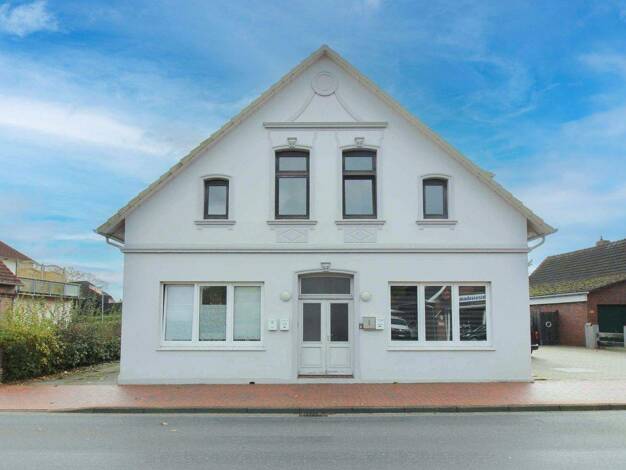 Mehrfamilienhaus zum Kauf als Kapitalanlage geeignet 445.000 € 9 Zimmer 220 m² 751,2 m² Grundstück Zetel 26340